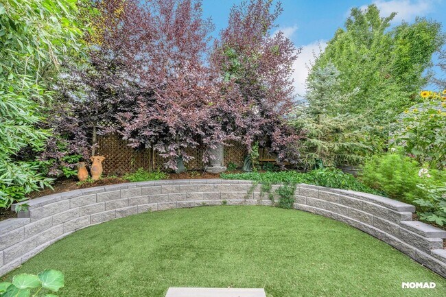 Building Photo - Beautiful 4BR House in Centennial