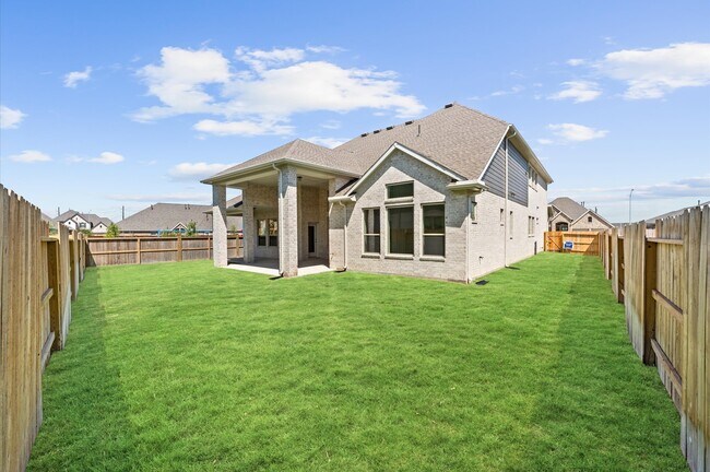 Building Photo - 5702 Diamond Dust Dr