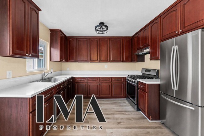 Building Photo - 4317 W 120th St