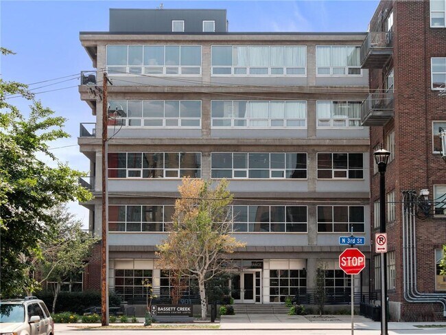 Building Photo - 901 N 3rd St