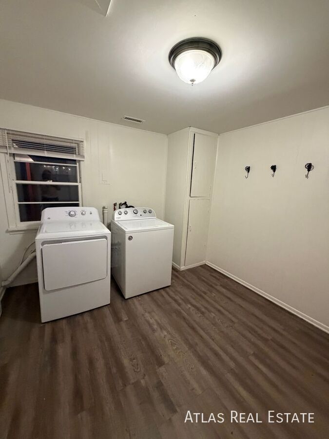 Building Photo - 5110 S Pearl St