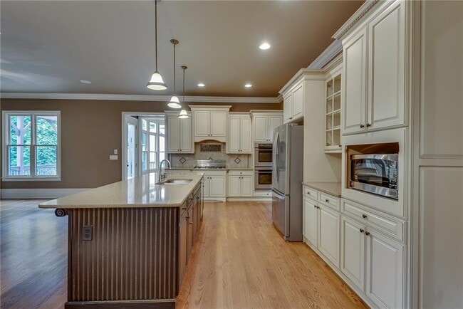 Building Photo - 3924 Sweat Creek Run NE