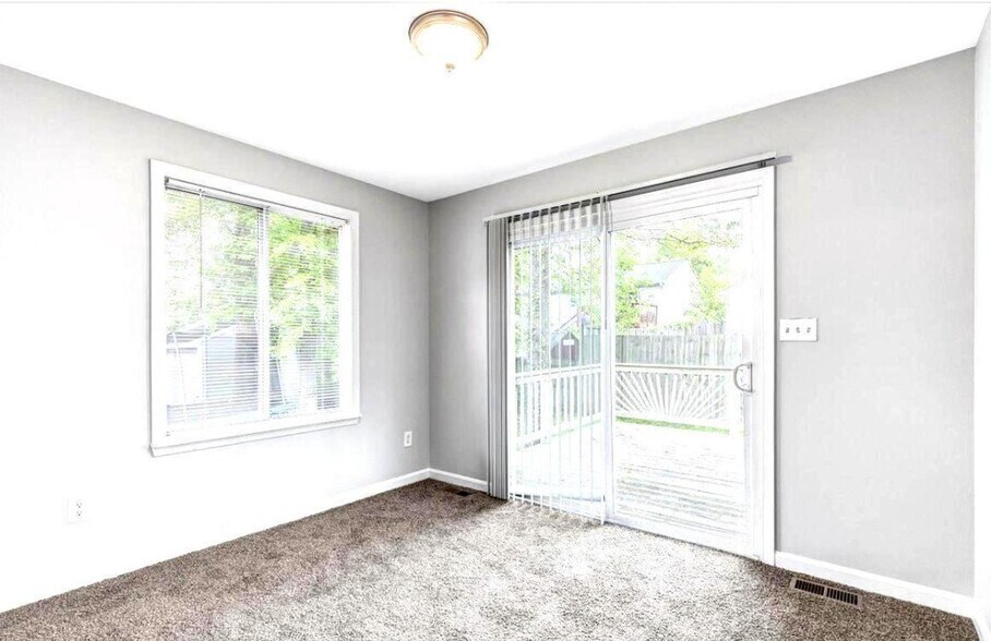 Building Photo - 3629 10th St