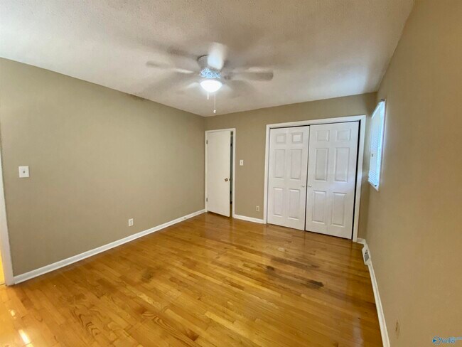 Building Photo - 1016 Arnold Rd