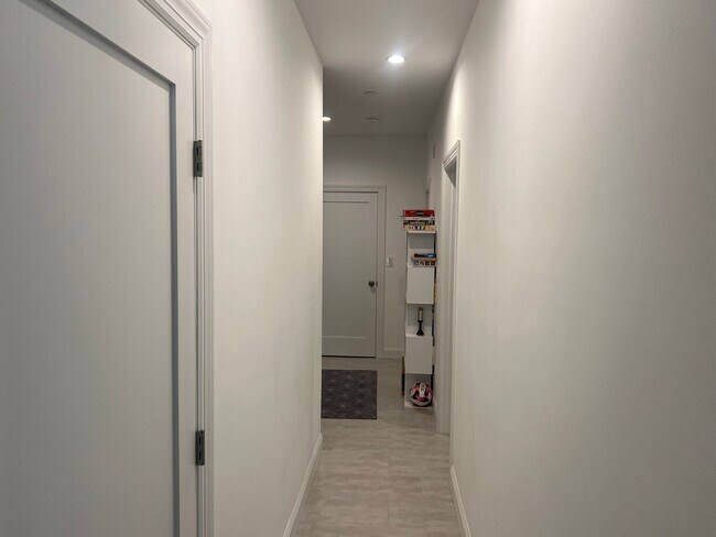 Building Photo - 111-113 Lincoln Ave