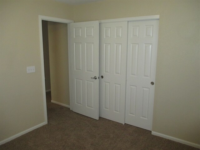 Building Photo - 802 Sunrise Dr