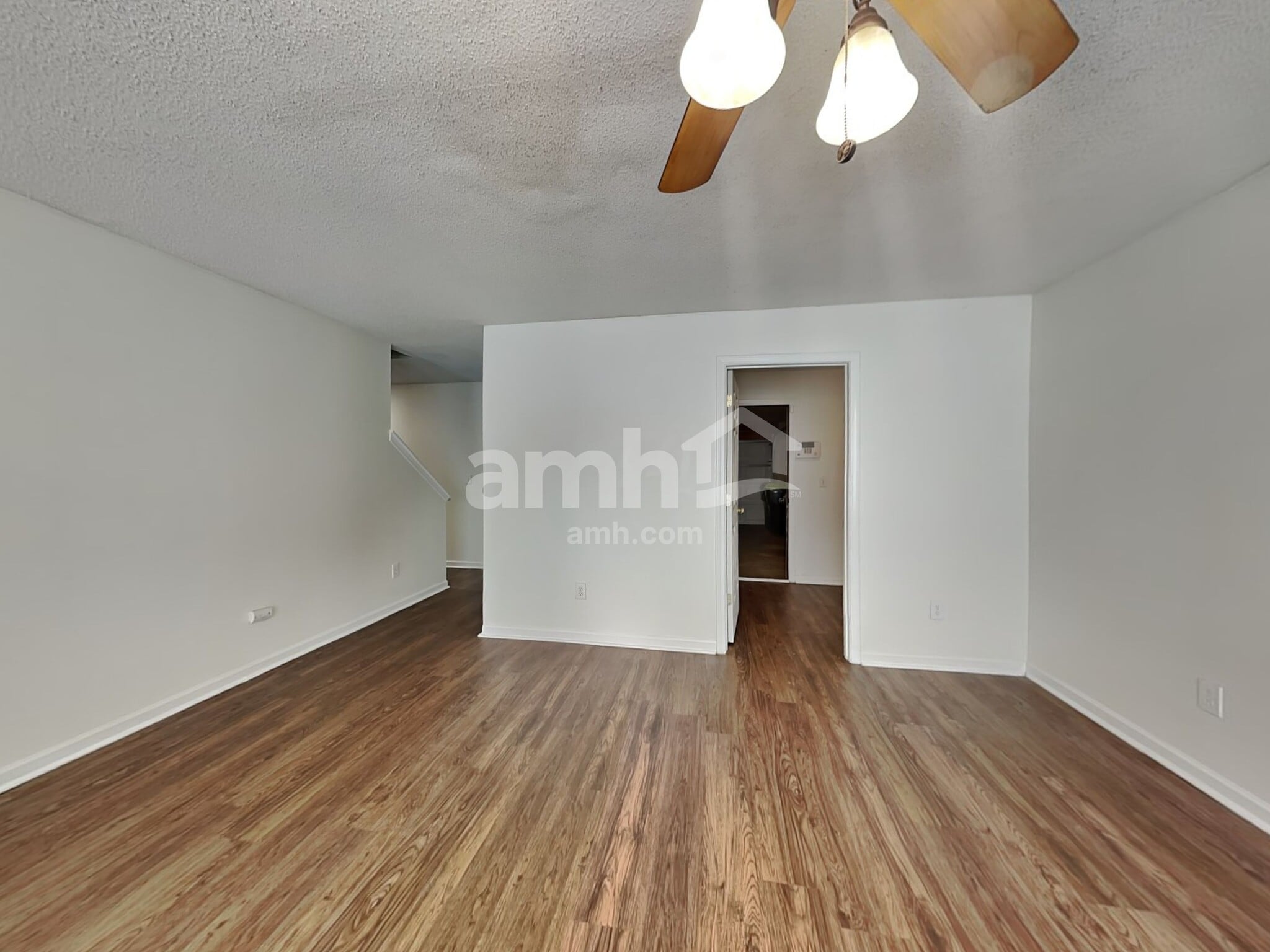 Building Photo - 505 Kingsman Ln