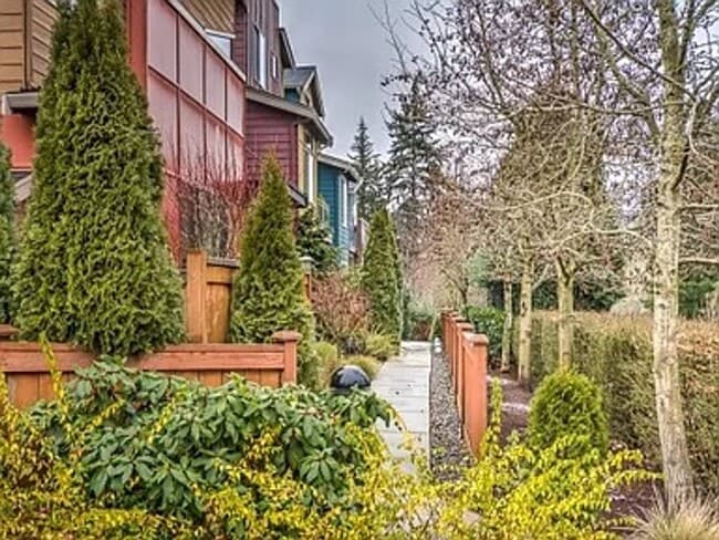 Building Photo - Stylish & Updated Home – 3BR/2.5BA, AC, Ne...