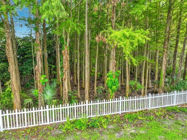 Building Photo - 3020 Hartland Ct