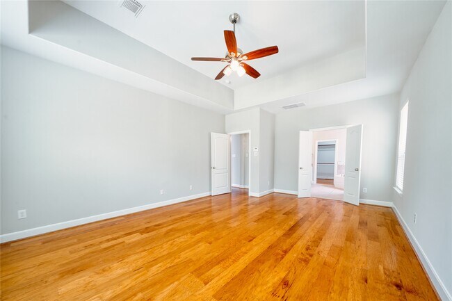 Building Photo - 5619 Riverstone Crossing Dr