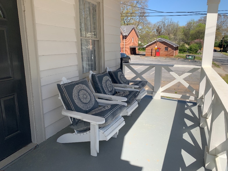 Building Photo - 3185 Jackson St