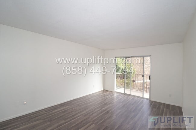 Building Photo - 2 bed 1 bath condo in Alpine with pool in ...