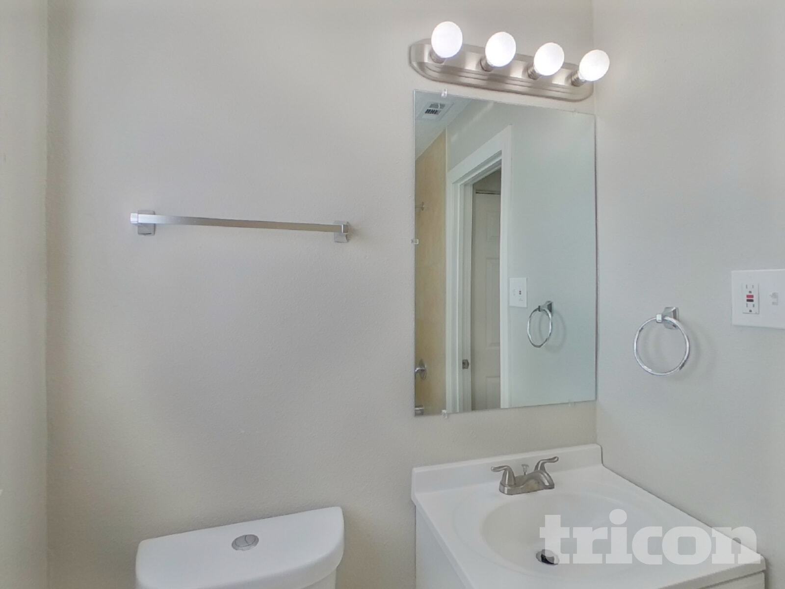 Building Photo - 3210 W Tyson Ave