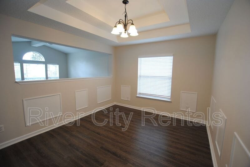 Building Photo - 116 Prince Phillip Dr