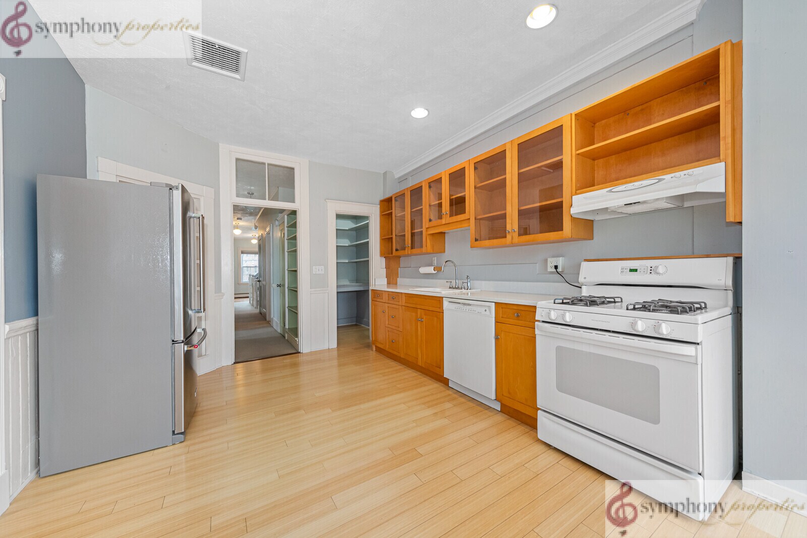 Building Photo - 162 Fuller St