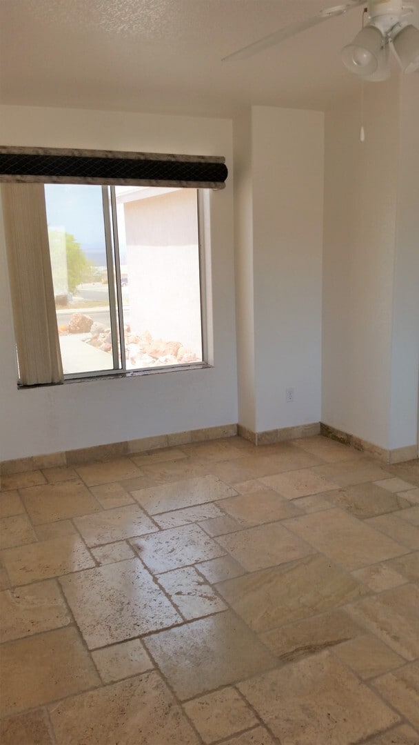 Building Photo - Modern Southside Duplex