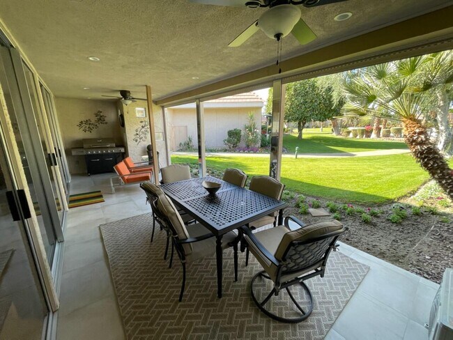 Building Photo - 76990 Lark Dr