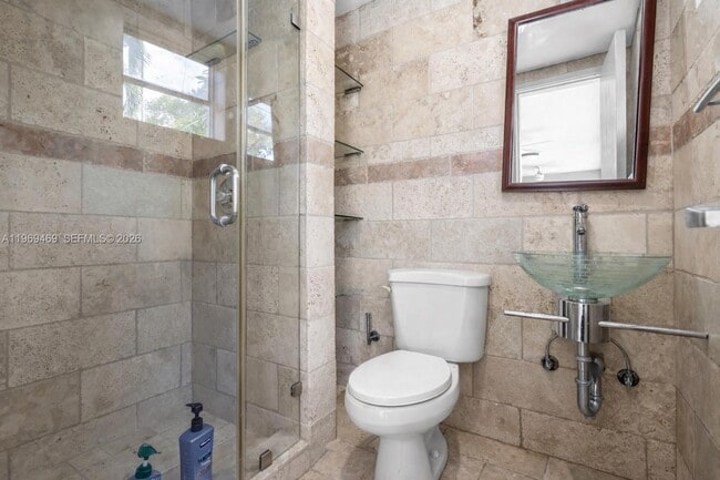 Building Photo - 1769 Wa Kee Na Dr