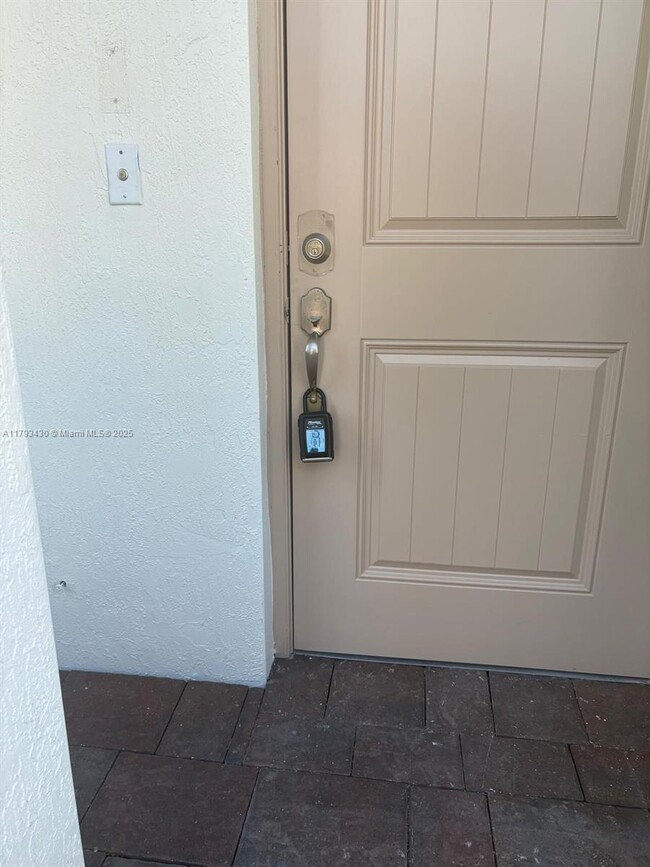 Building Photo - 17460 SW 153rd Ave