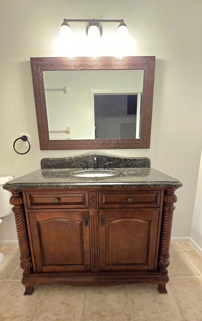 Building Photo - 846 Grenadier Dr