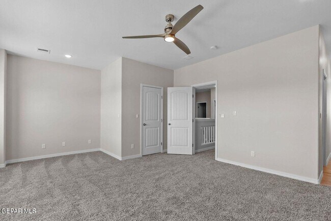 Building Photo - 7429 Rio Rimac Dr