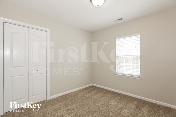 Building Photo - 2807 Cougar Hill Ct