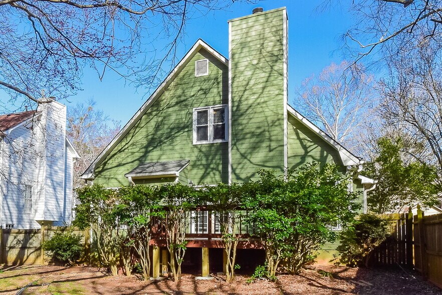 Building Photo - 4805 Shallow Farm Dr NE