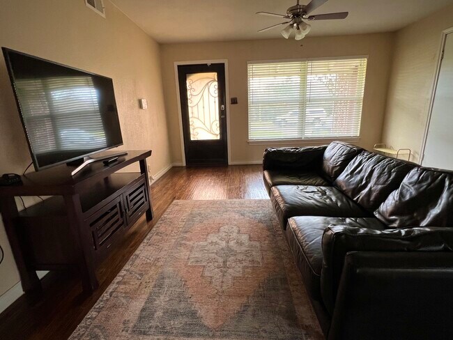 Building Photo - 3472 Rugged Dr