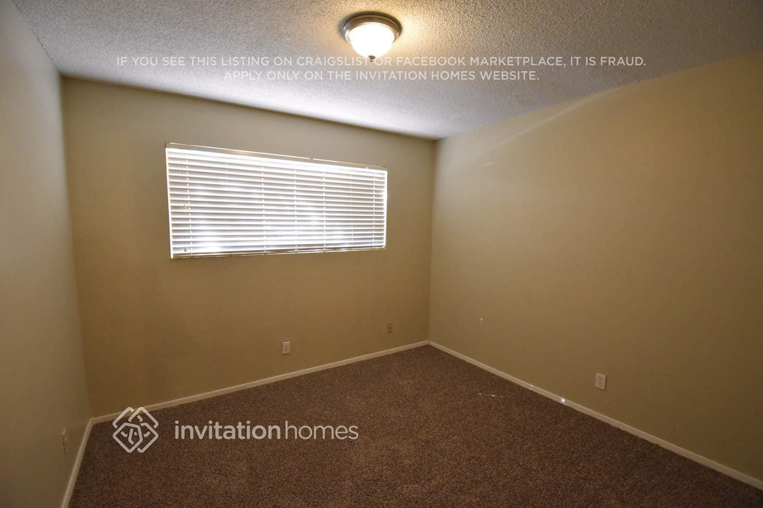 Building Photo - 1754 W 2nd St