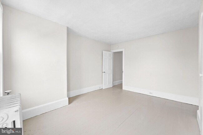 Building Photo - 511 S Harrison St