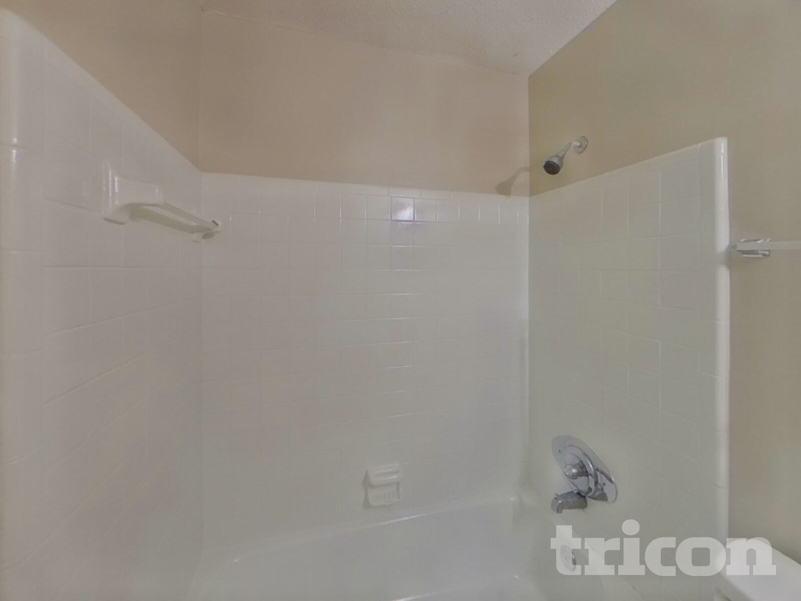 Building Photo - 2574 Northbrook Rd