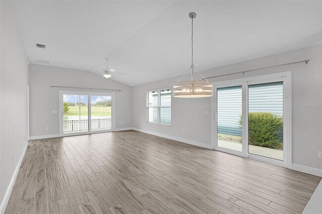 Building Photo - 6230 Dingman Wy