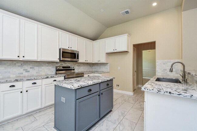 Building Photo - 24019 Hackberry Creek Dr