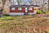 Building Photo - !!!!Fully Renovated 3 Bedroom Home in a Convenient Clarksville Location!!!!