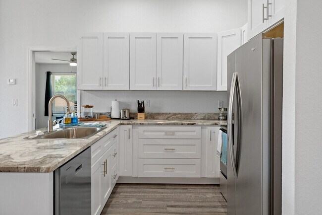 Building Photo - 4800 S Polderland Way