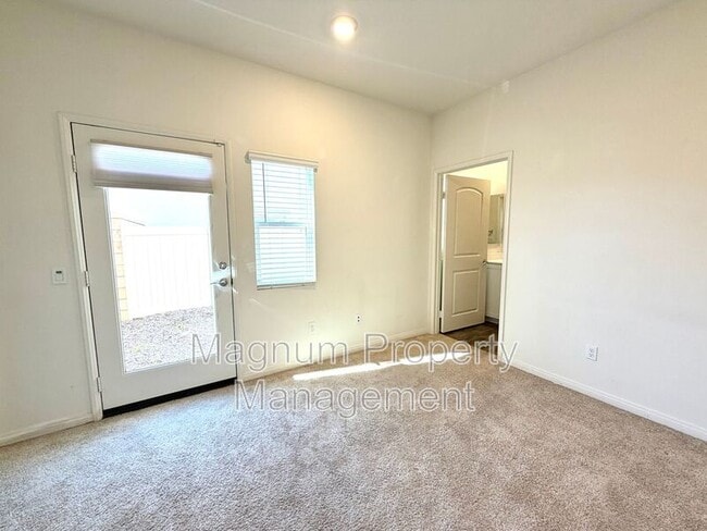 Building Photo - 26564 Rosebay Way