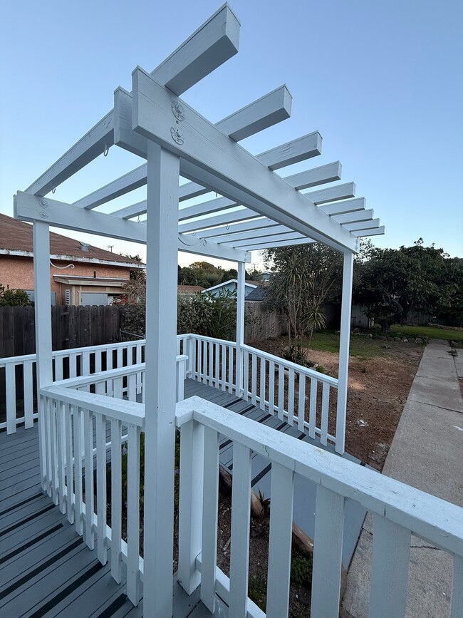 Building Photo - 509 Coronel Pl