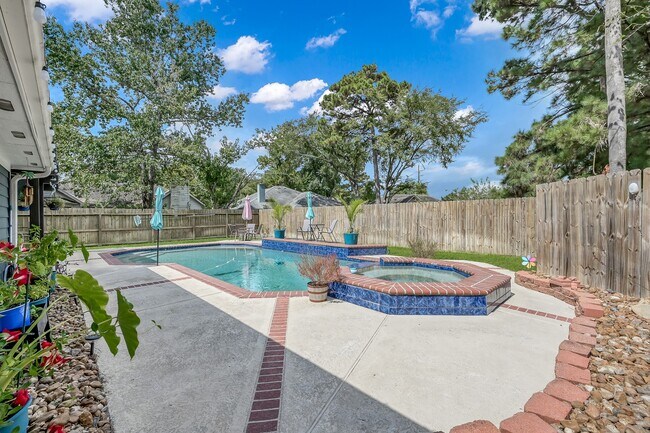 Building Photo - 1507 Buchans Dr