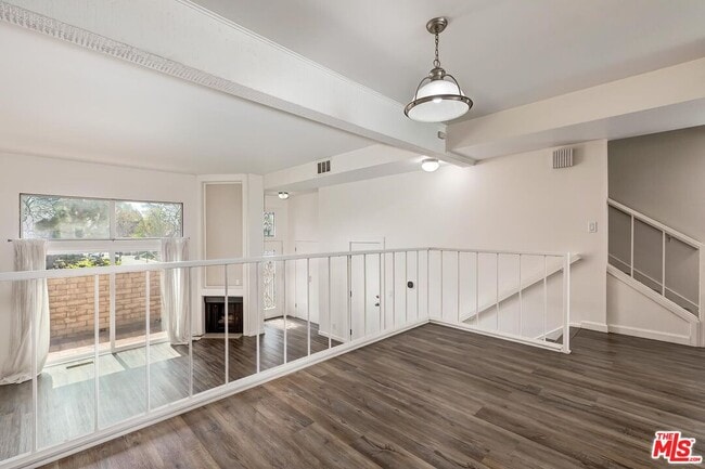 Building Photo - 13011 Mindanao Wy