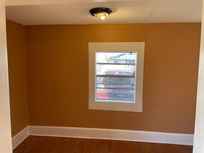 Building Photo - Remodeled 2 Bedroom Home in Caddo Heights