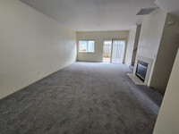 Building Photo - 6317 Barstow Ln SE