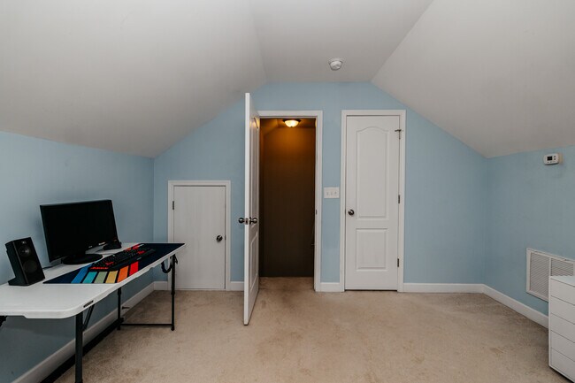 Building Photo - 3615 Haymont Ln