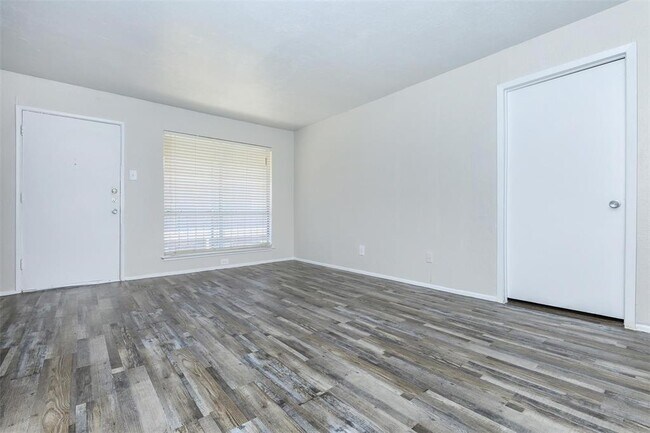 Building Photo - 2766 Cookscreek Pl