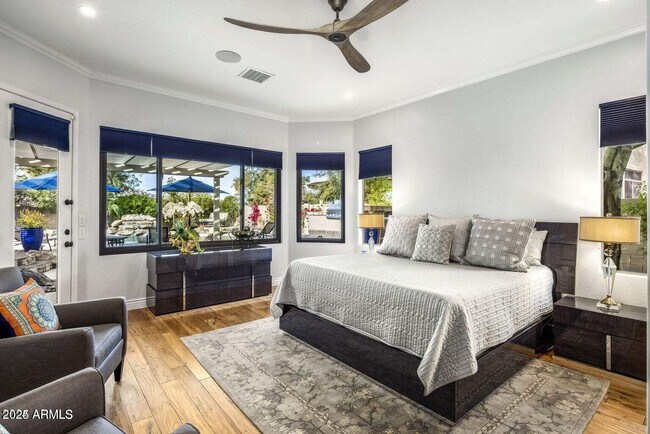 Building Photo - 10912 E Butherus Dr