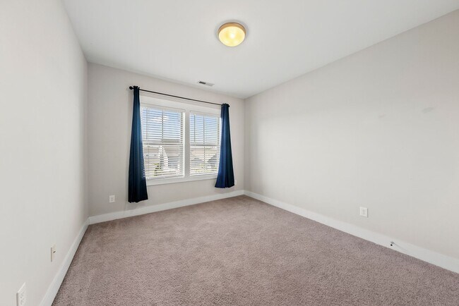 Building Photo - 1813 Iron Mill Dr