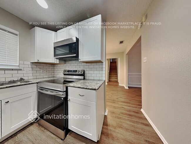 Building Photo - 6202 Nicole Ct