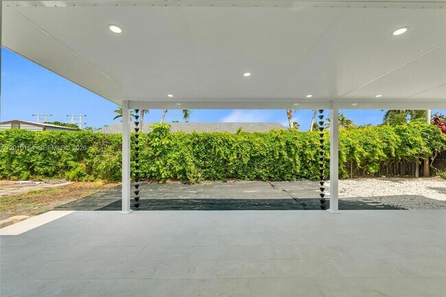 Building Photo - Southwest 86th Street, Miami, FL 33183 - 4 BR 2 BA single-family home