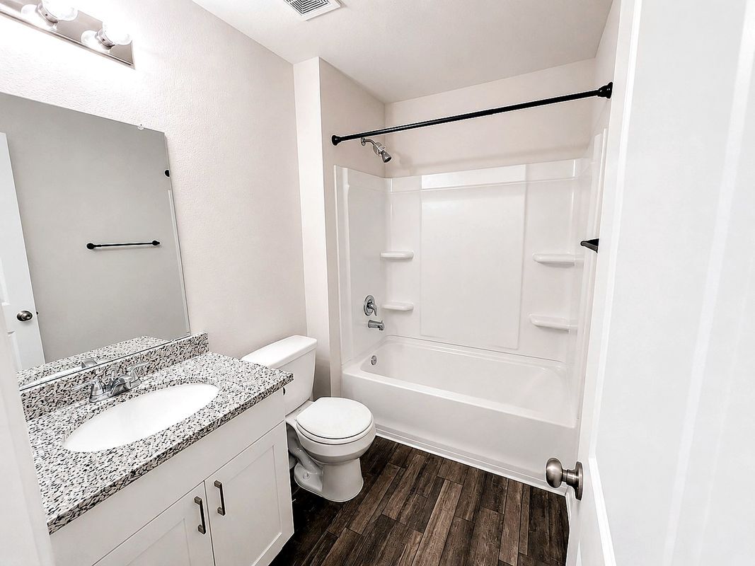 Building Photo - 15674 Briar Forest Dr