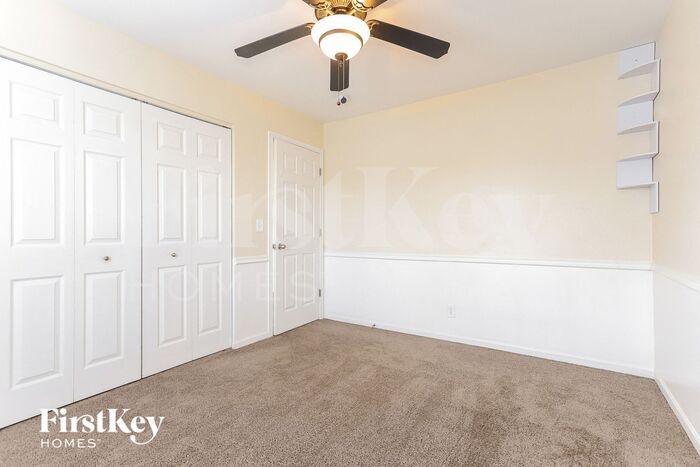 Building Photo - 21244 Edison Ln