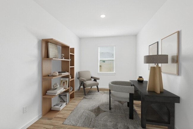 Building Photo - 121 Knight Byu Dr